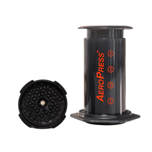 Load image into Gallery viewer, Aeropress with New Flow Cap